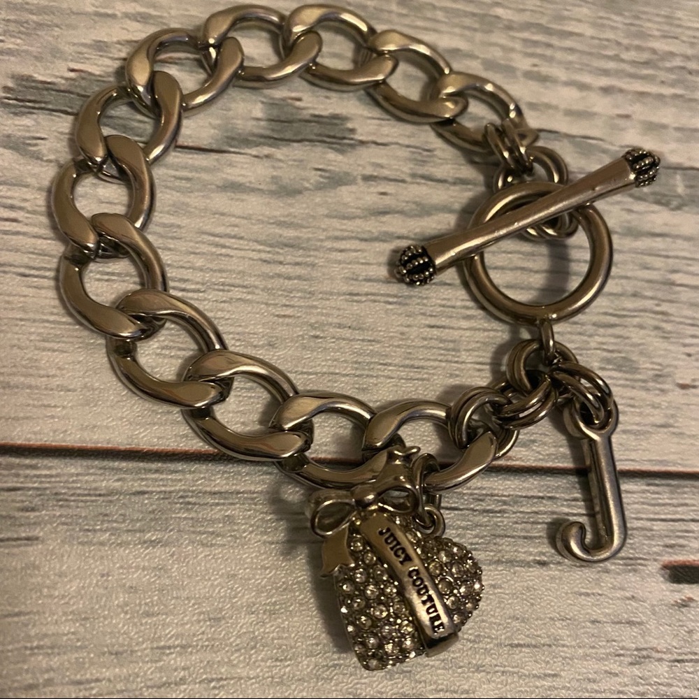 Vintage Juicy Couture toggle heart charm bracelet